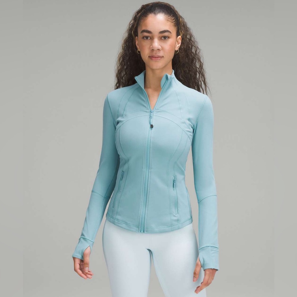 Lululemon define jacket size 6